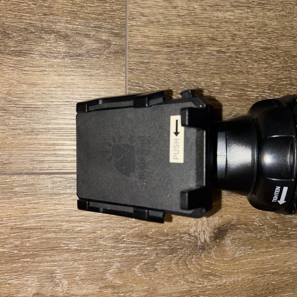 BulbHead Cup Call Hands Free Vehicle Cell Phone Mount - Picture 3 of 5